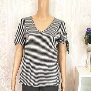 Michael Kors Cold Shoulders Top